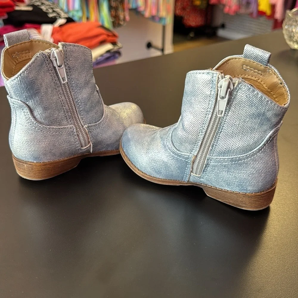 JellyPop Boots. Child size 6.